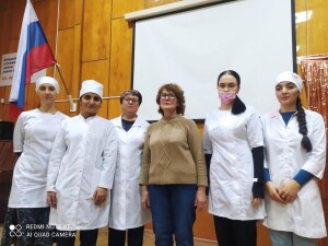 Участники конференции с научными руководителями